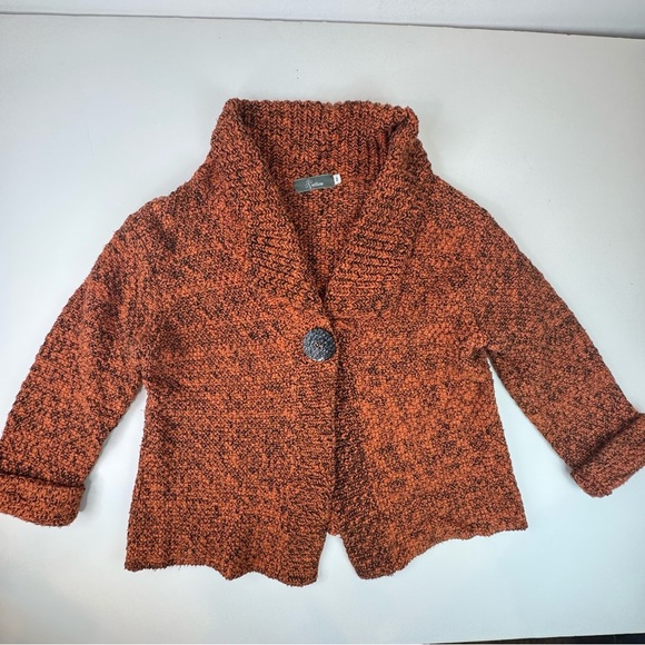 Willow Chunky One Button Cardigan - Picture 3 of 12